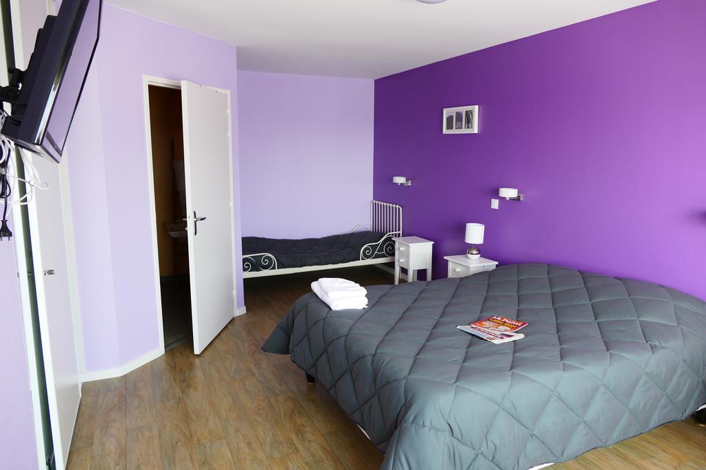 Hotel Logis La Rose Des Vents Volvic Pokoj fotografie