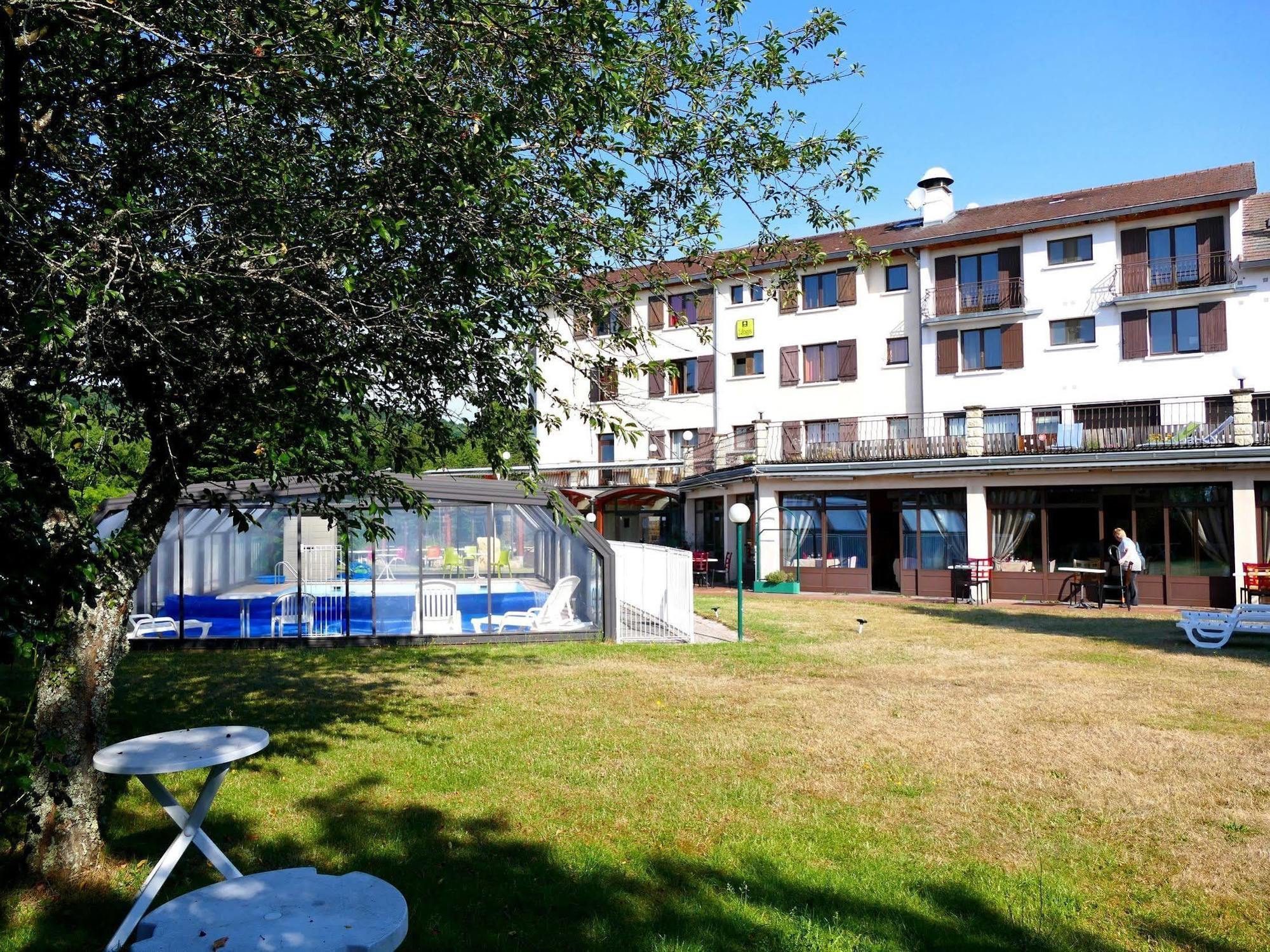 Hotel Logis La Rose Des Vents Volvic Exteriér fotografie